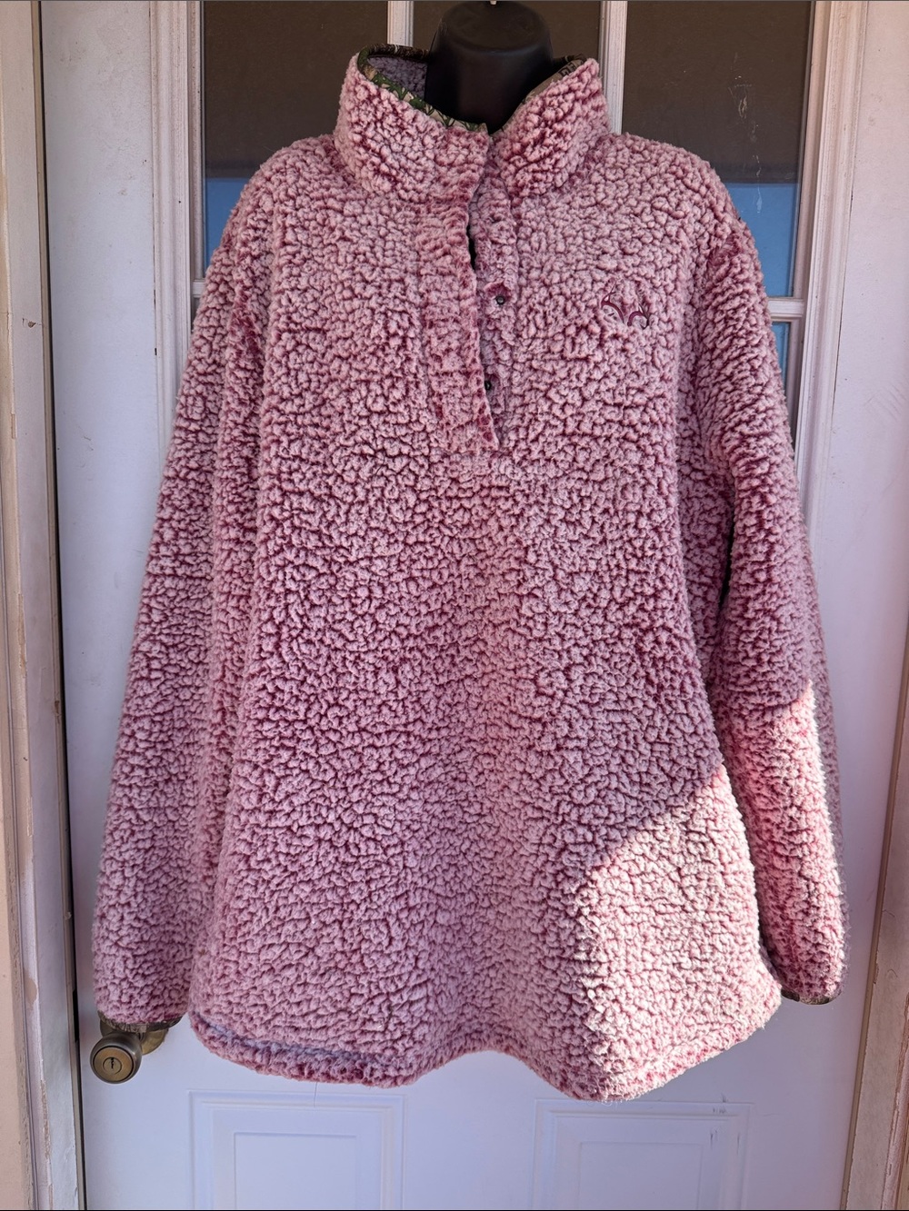 Realtree Dusty Pink Sherpa Pullover with Embroidered Logo